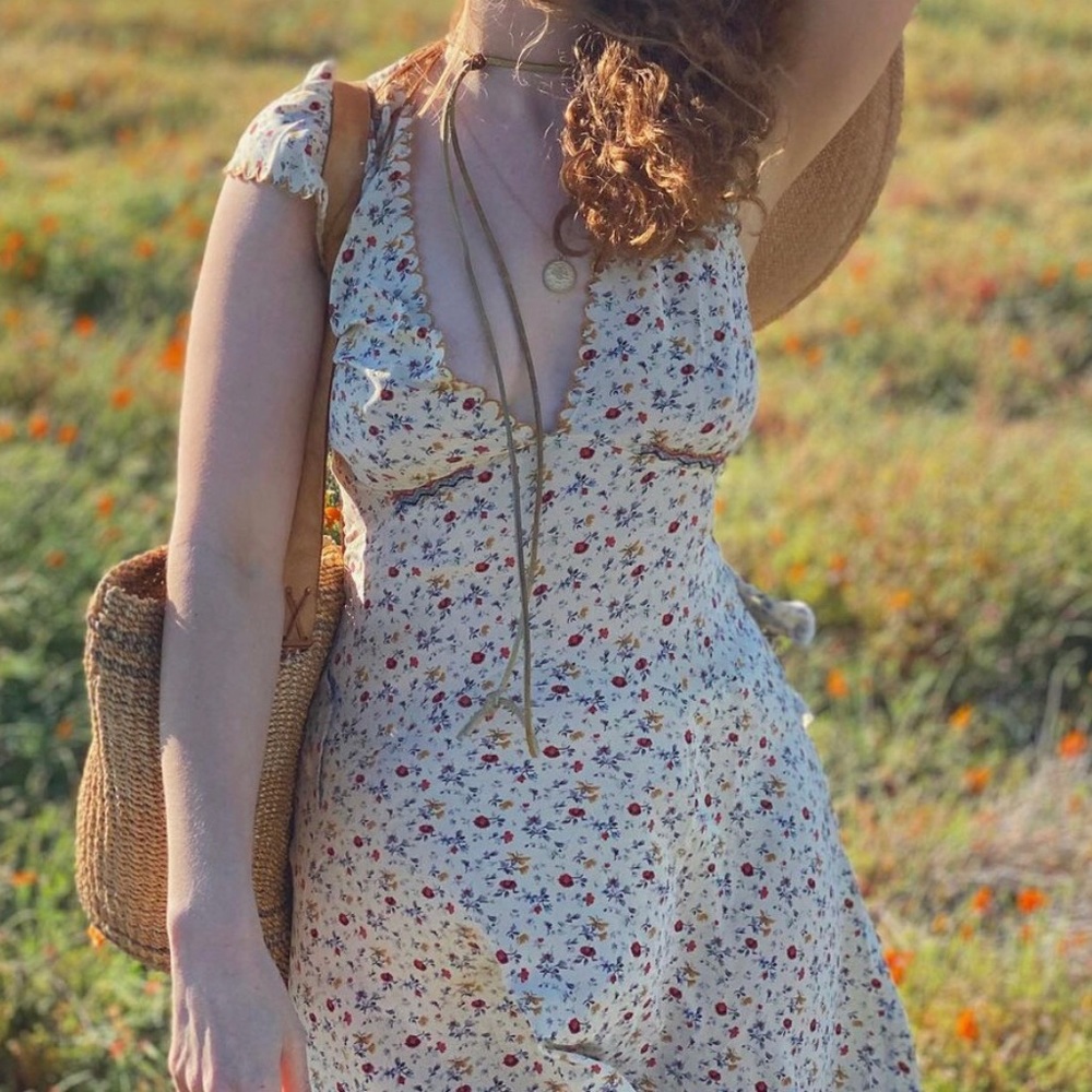 ISO Doen Adra dress in Papillon floral sz S